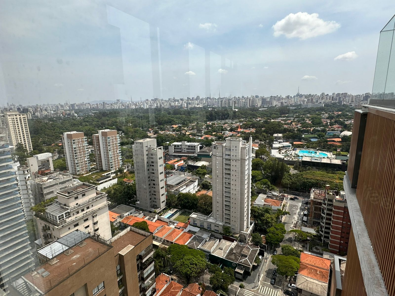 Imagem Apartamento com 1 Quarto para Alugar, 40 m²em Moema - São Paulo Imagem Apartamento com 1 Quarto para Alugar, 40 m²em Moema - São Paulo