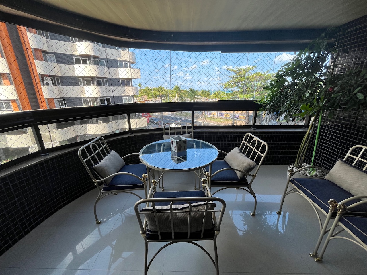 Imagem Apartamento com 4 Quartos à Venda, 195 m² em Pajuçara - Maceió