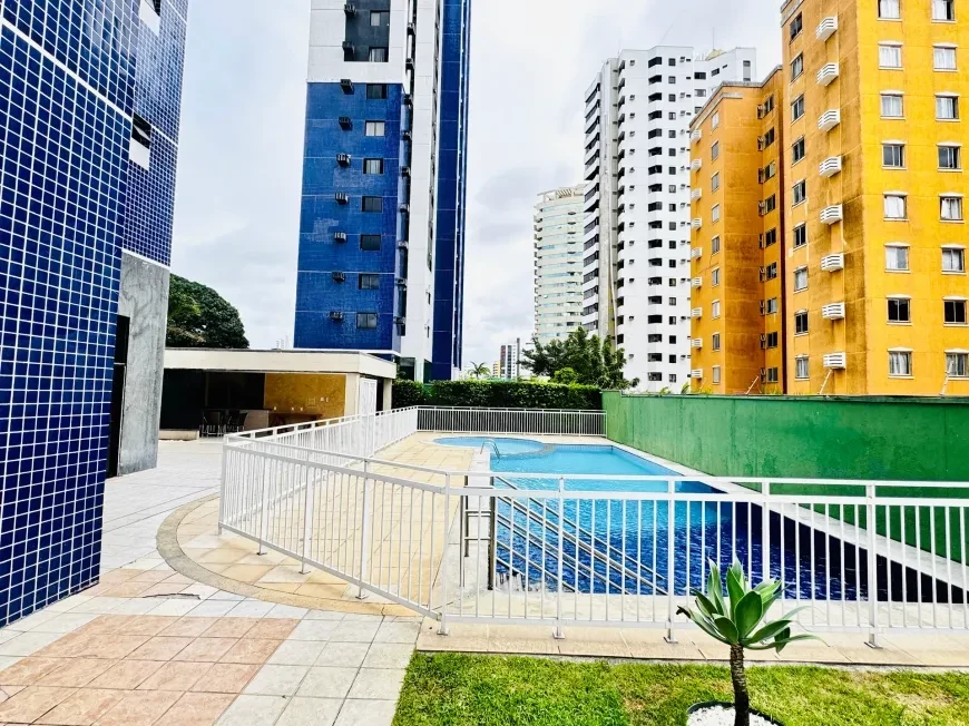 Imagem Apartamento com 3 Quartos à Venda, 120 m² em Lagoa Nova - Natal