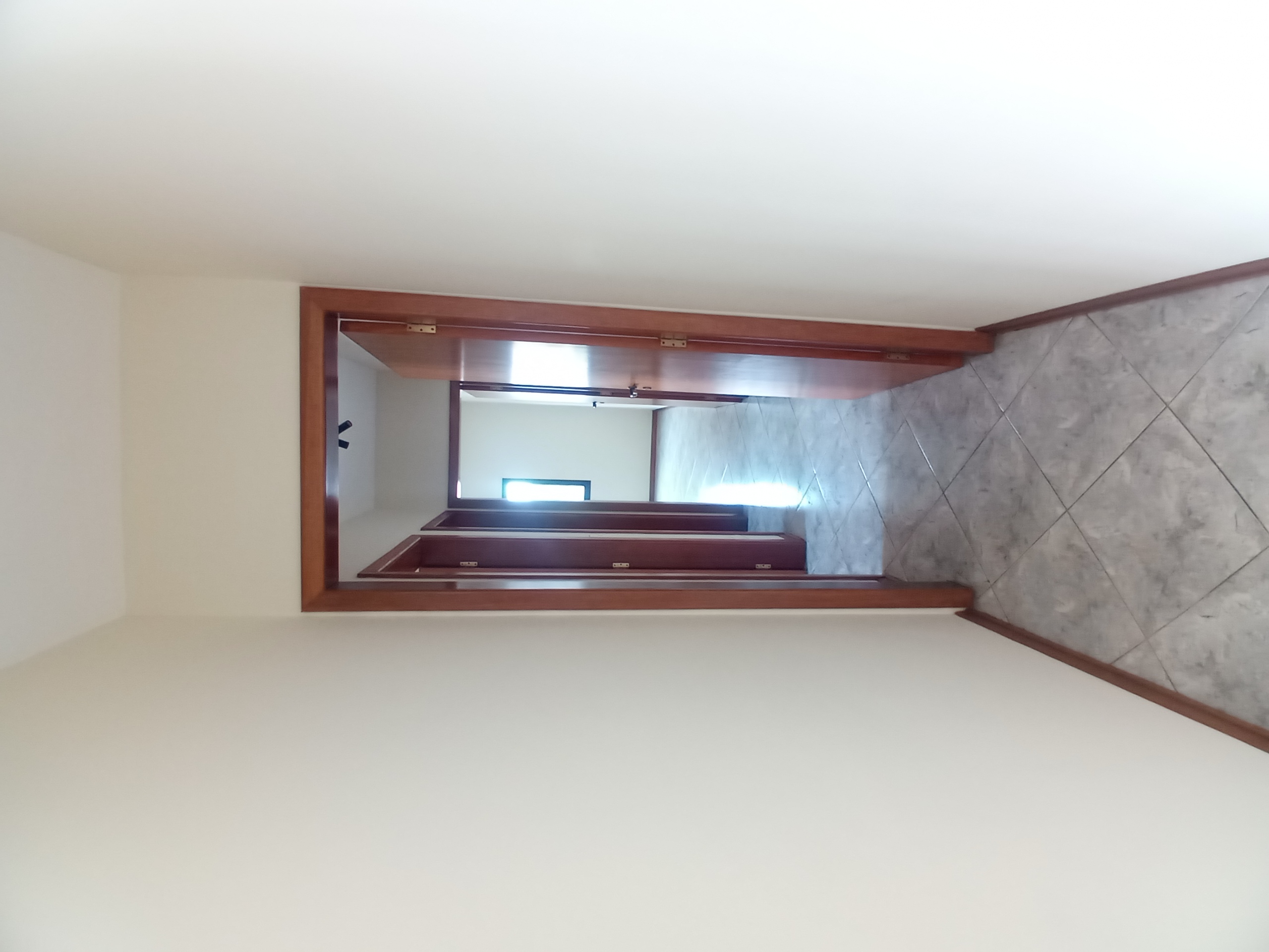Imagem Apartamento com 2 Quartos à Venda, 75 m²em Centro - Taubaté Imagem Apartamento com 2 Quartos à Venda, 75 m²em Centro - Taubaté
