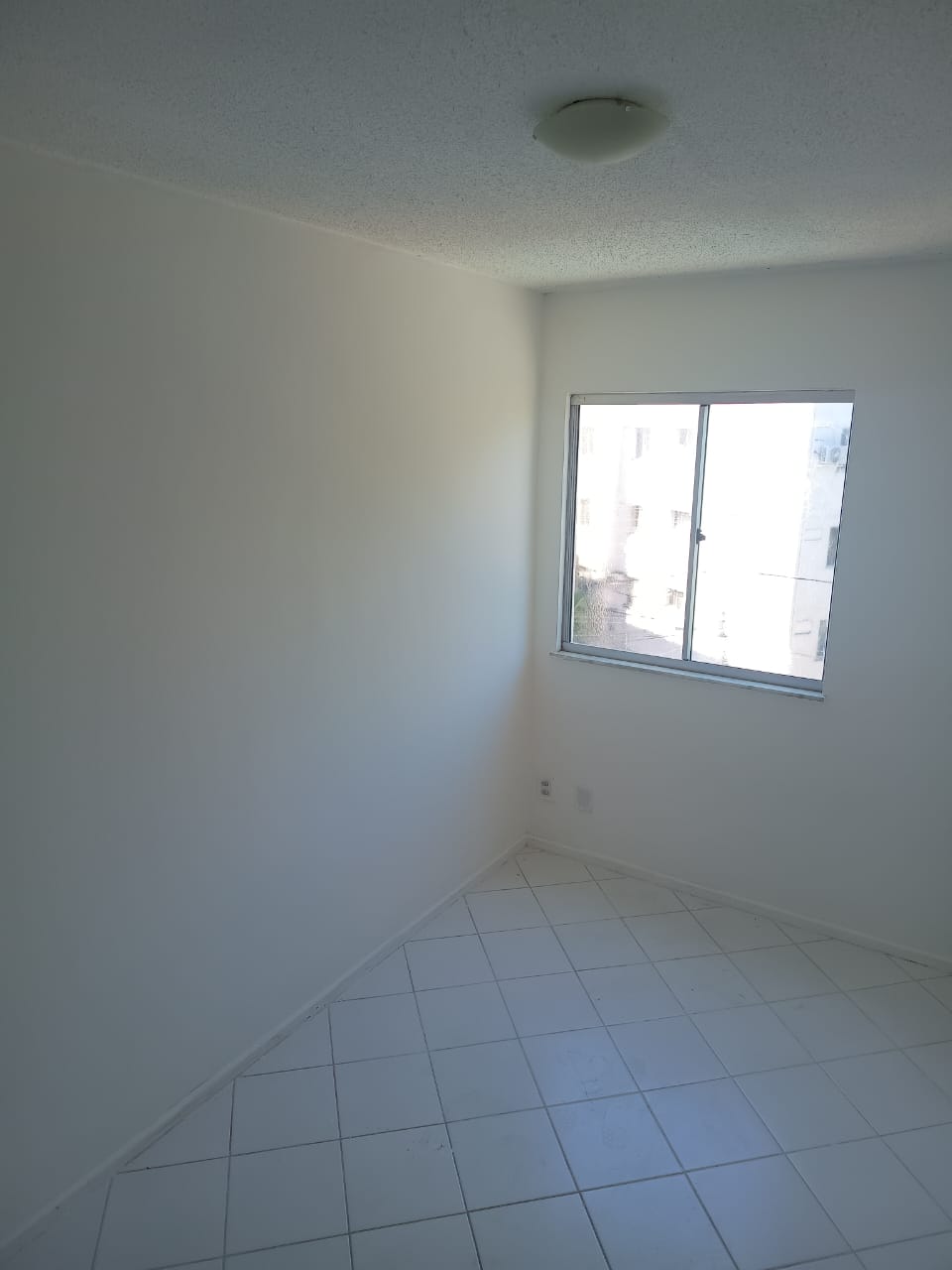 Imagem Apartamento com 2 Quartos à Venda, 43 m² em Caji - Lauro de Freitas