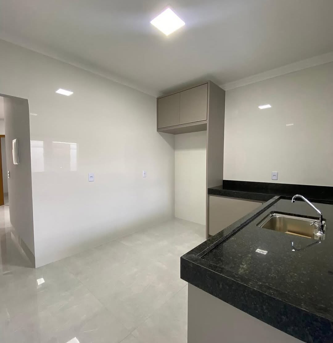 Imagem Casa com 3 Quartos à Venda, 118 m²em Cardoso - Aparecida de Goiânia