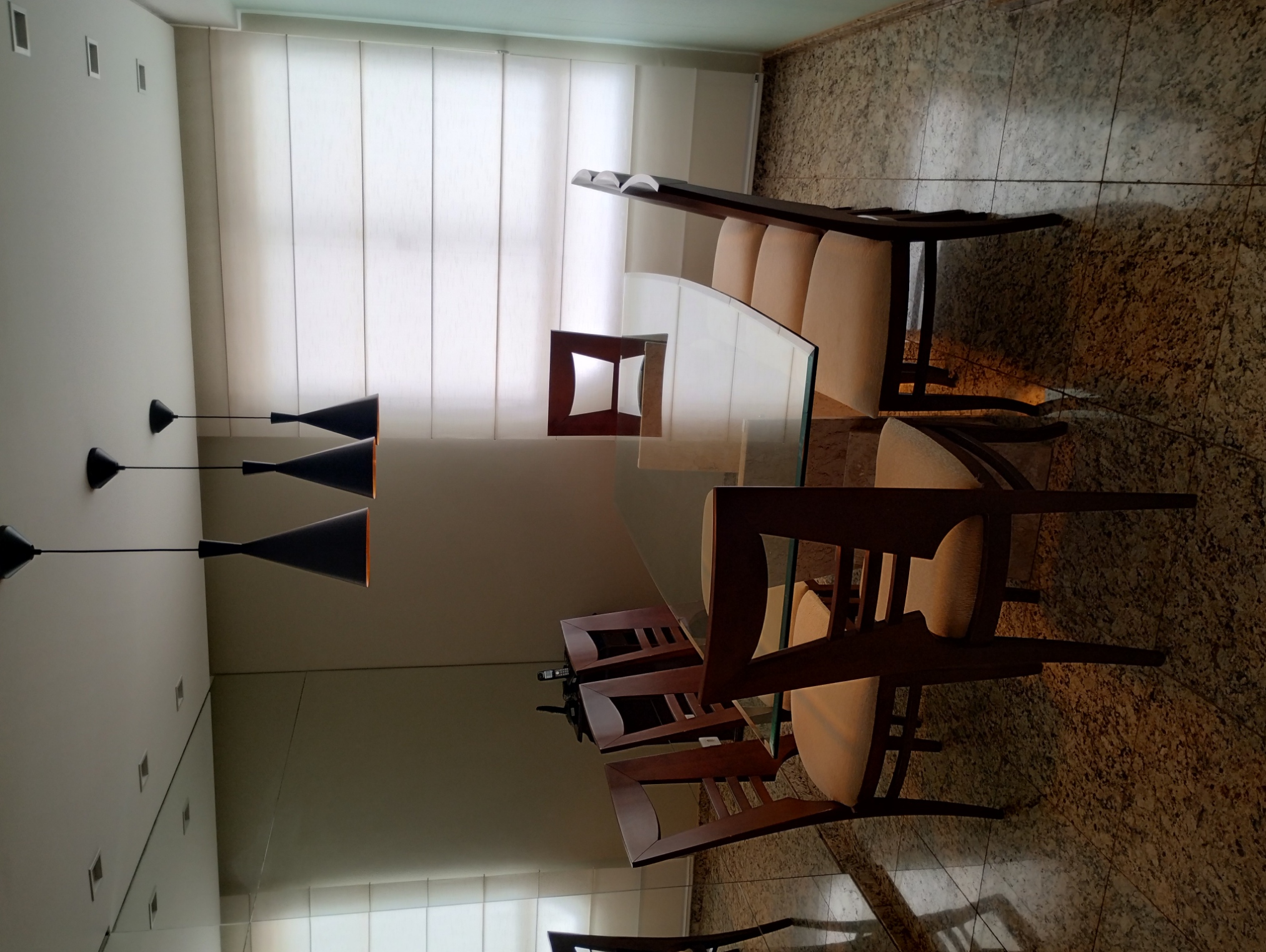 Imagem Apartamento com 3 Quartos à Venda, 131 m²em Centro - Londrina