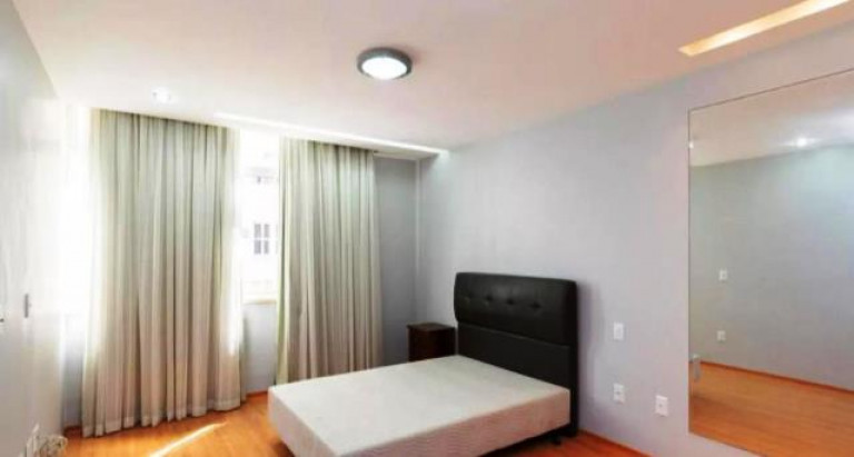 Imagem Apartamento com 3 Quartos à Venda, 160 m² em Icaraí - Niterói