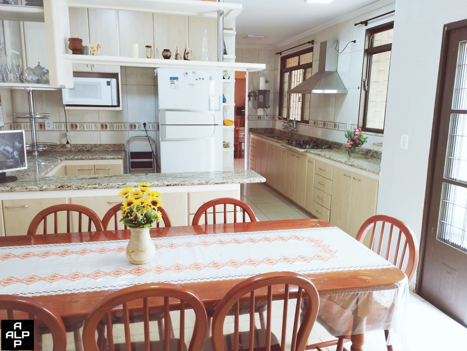 Imagem Casa com 5 Quartos à Venda, 210 m²em Taguatinga Norte (Taguatinga) - Brasília Imagem Casa com 5 Quartos à Venda, 210 m²em Taguatinga Norte (Taguatinga) - Brasília