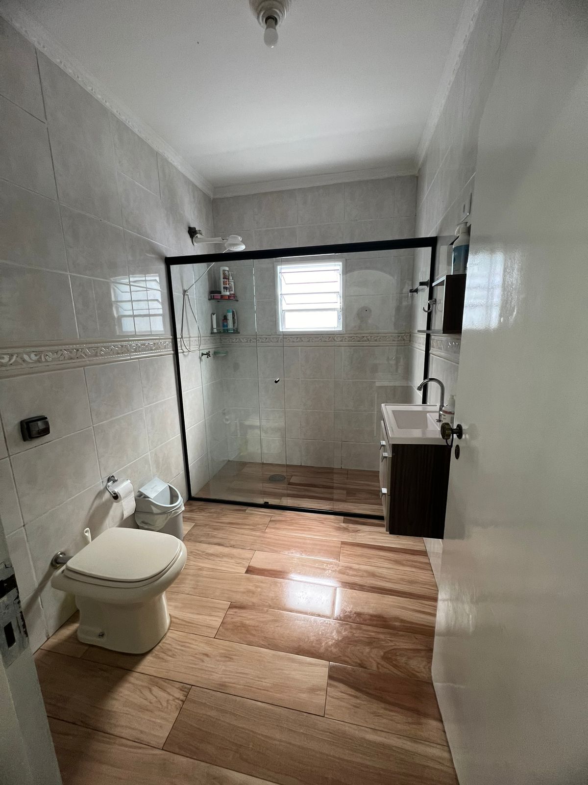 Casa com 3 Quartos para Alugar, 200 m² em Jardim Alzira - São Paulo