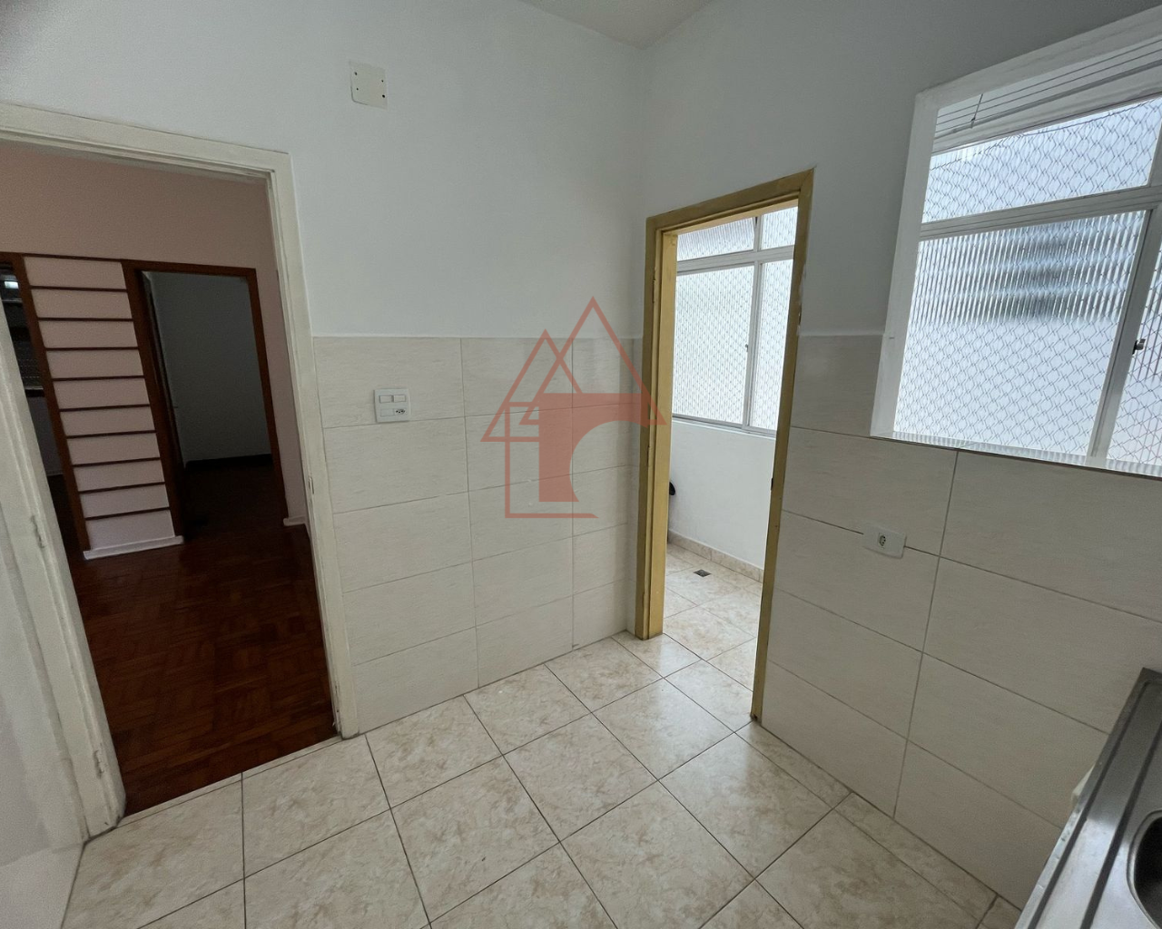Imagem Apartamento com 2 Quartos à Venda, 78 m² em Embaré - Santos
