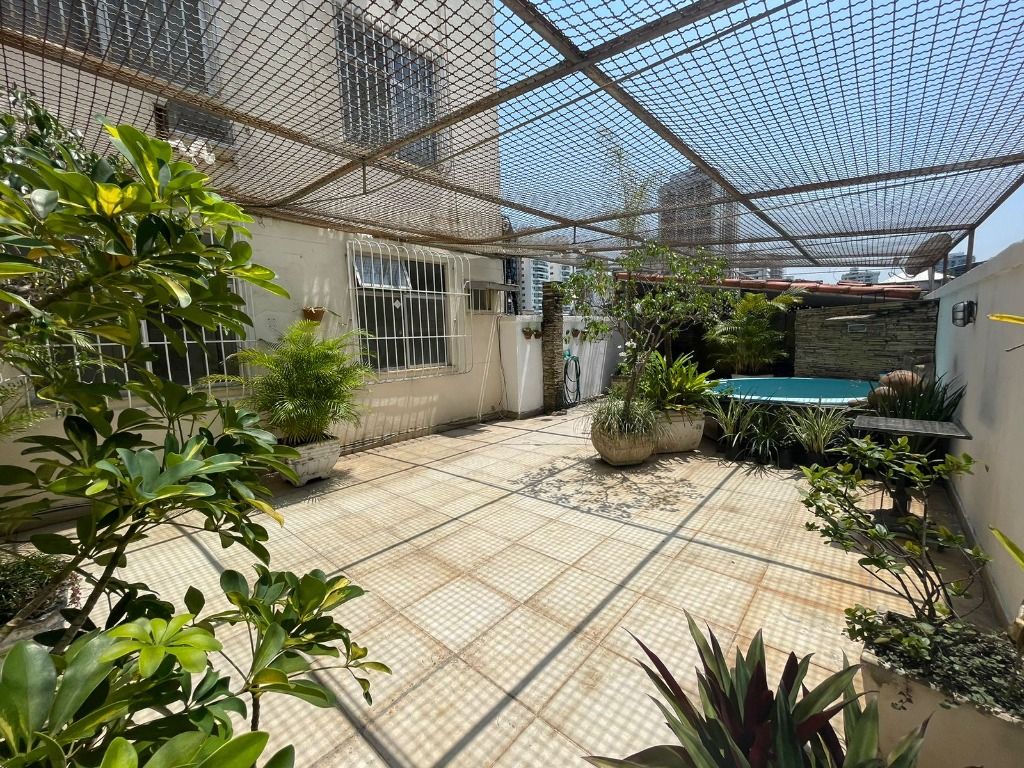 Imagem Apartamento com 2 Quartos à Venda, 142 m²em Icaraí - Niterói Imagem Apartamento com 2 Quartos à Venda, 142 m²em Icaraí - Niterói
