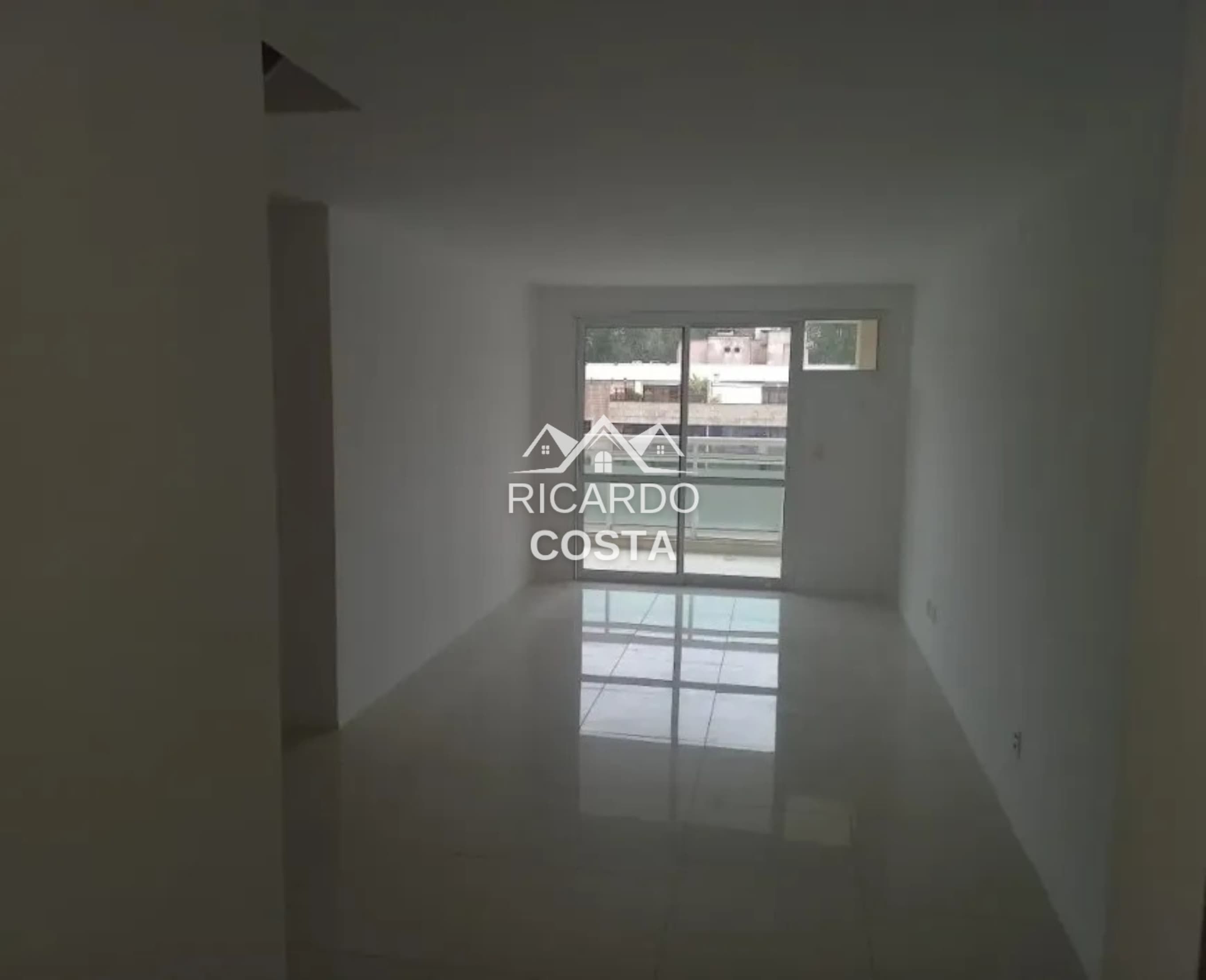 Imagem Cobertura com 4 Quartos para Alugar, 187 m² em Freguesia (Jacarepaguá) - Rio de Janeiro Imagem Cobertura com 4 Quartos para Alugar, 187 m² em Freguesia (Jacarepaguá) - Rio de Janeiro