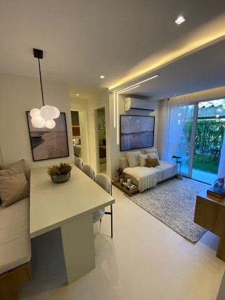 Apartamento com 2 Quartos à Venda, 6.483 m² em Irajá - Rio de Janeiro