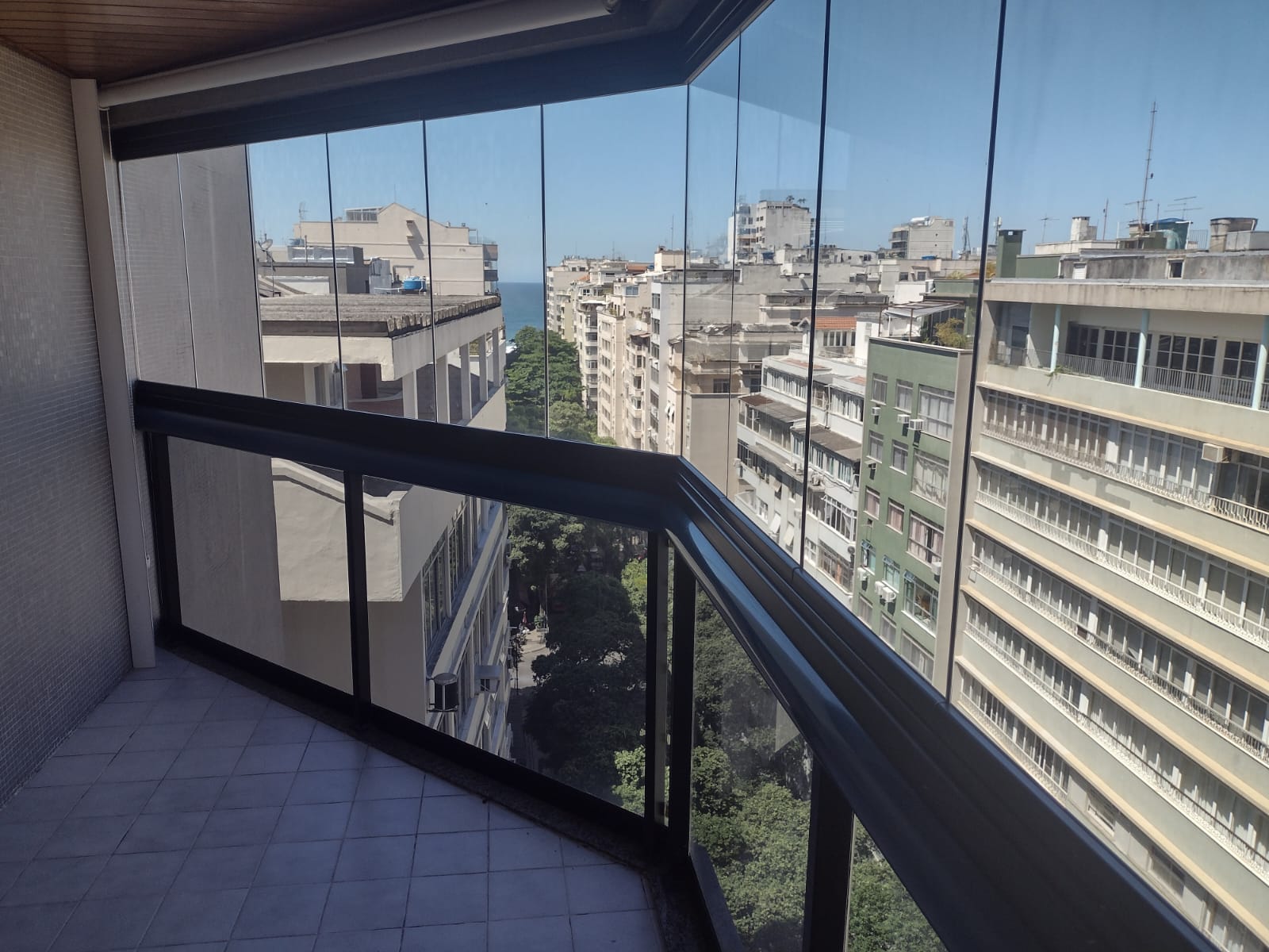 Imagem Apartamento com 2 Quartos à Venda, 90 m²em Copacabana - Rio de Janeiro