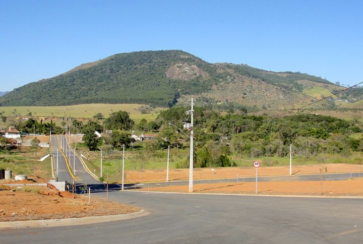 Imagem Terreno à Venda, 140 m² em Residencial Alvorada - Bragança Paulista Imagem Terreno à Venda, 140 m² em Residencial Alvorada - Bragança Paulista