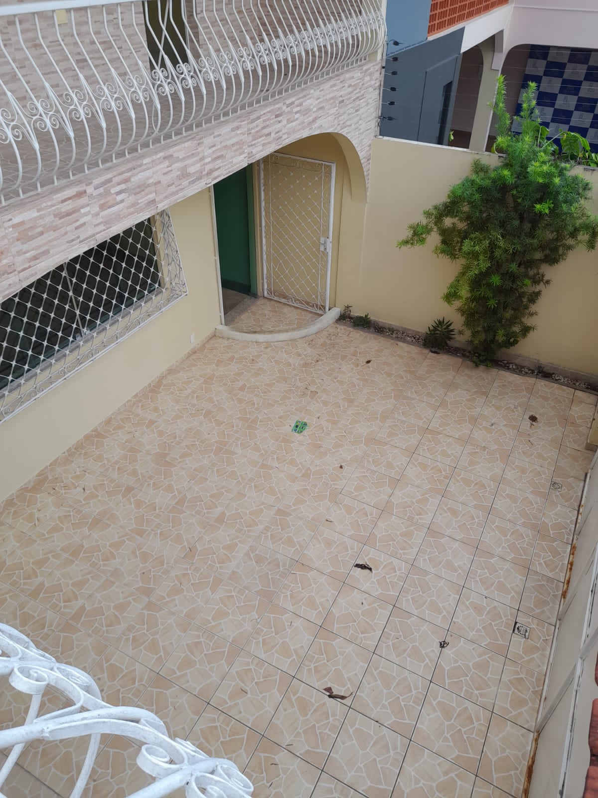 Imagem Casa com 5 Quartos à Venda ou Locação, 224 m²em Adrianópolis - Manaus Imagem Casa com 5 Quartos à Venda ou Locação, 224 m²em Adrianópolis - Manaus
