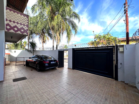 Imagem Sobrado com 4 Quartos à Venda, 188 m²em Jardim América - Goiânia
