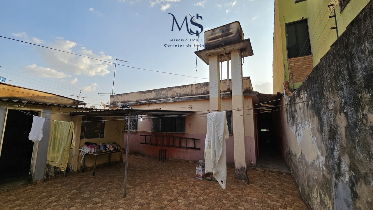 Imagem Casa com 3 Quartos à Venda, 151 m² em Taguatinga Norte (Taguatinga) - Brasília