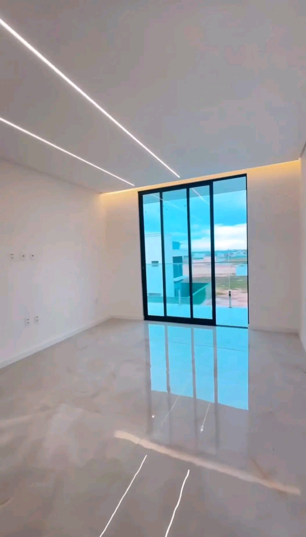 Imagem Casa de Condomínio com 4 Quartos à Venda, 250 m²em Cidade Alphaville  - Eusébio