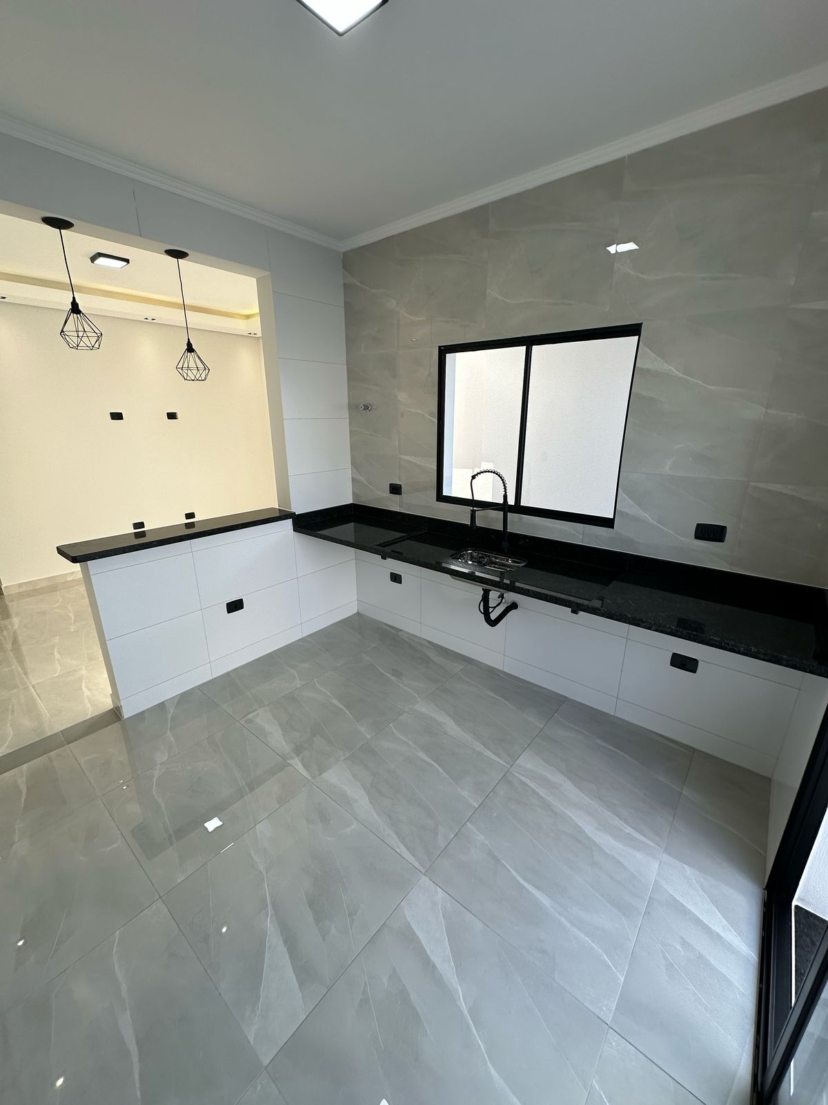 Imagem Casa com 2 Quartos à Venda, 68 m² em Balneário Anchieta - Mongaguá Imagem Casa com 2 Quartos à Venda, 68 m² em Balneário Anchieta - Mongaguá