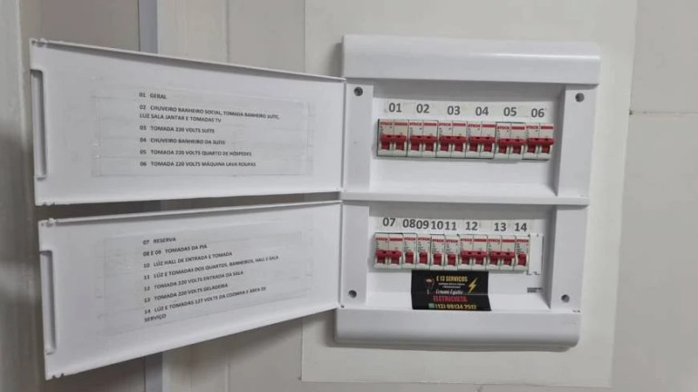 Imagem Apartamento com 2 Quartos à Venda,  em Centro - São Vicente
