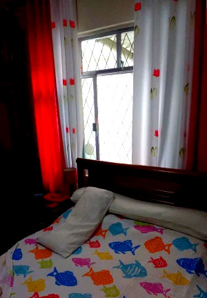 Imagem Casa de Vila com 2 Quartos à Venda,  em Encantado - Rio de Janeiro