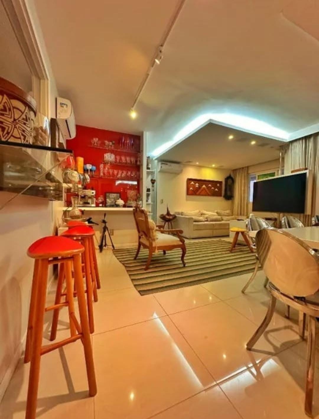 Imagem Apartamento com 2 Quartos à Venda, 100 m²em Cocó - Fortaleza