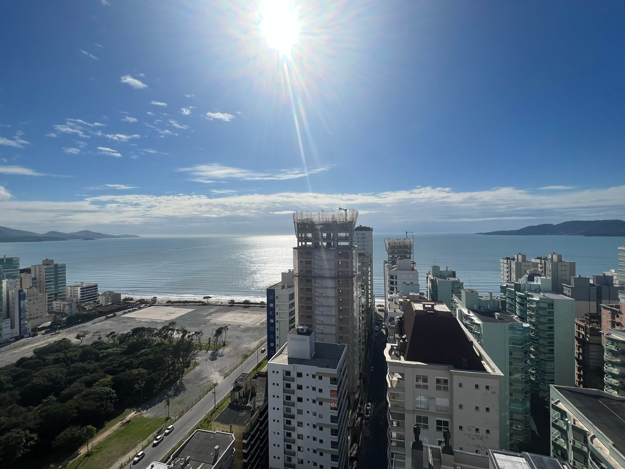 Imagem Apartamento com 4 Quartos à Venda, 179 m²em Meia Praia - Itapema Imagem Apartamento com 4 Quartos à Venda, 179 m²em Meia Praia - Itapema