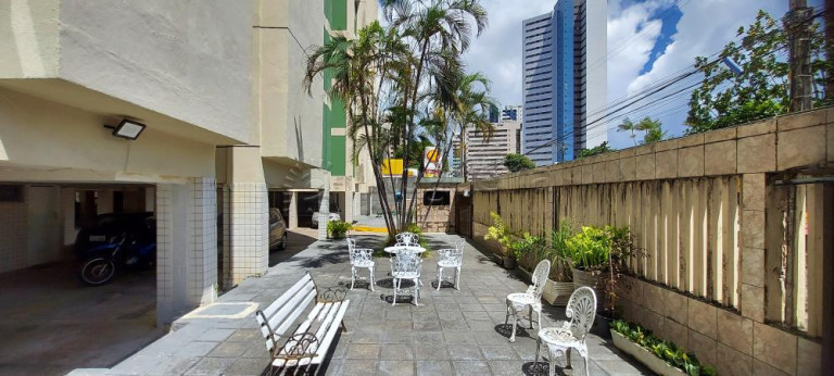 Imagem Apartamento com 2 Quartos à Venda, 76 m² em Candeias - Jaboatão dos Guararapes