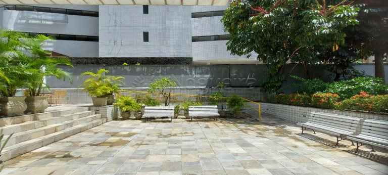 Imagem Apartamento com 3 Quartos à Venda, 136 m² em Graças - Recife