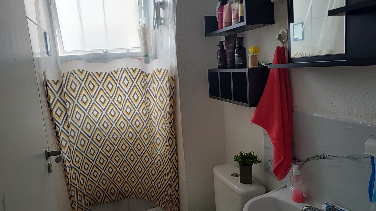 Imagem Apartamento com 2 Quartos à Venda, 47 m²em Marechal Rondon - Salvador