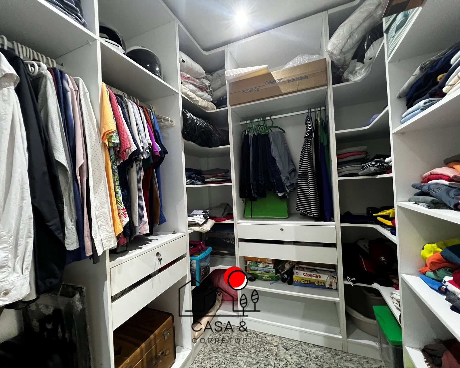 Imagem Apartamento com 4 Quartos à Venda, 186 m²em Nossa Senhora das Graças - Manaus Imagem Apartamento com 4 Quartos à Venda, 186 m²em Nossa Senhora das Graças - Manaus