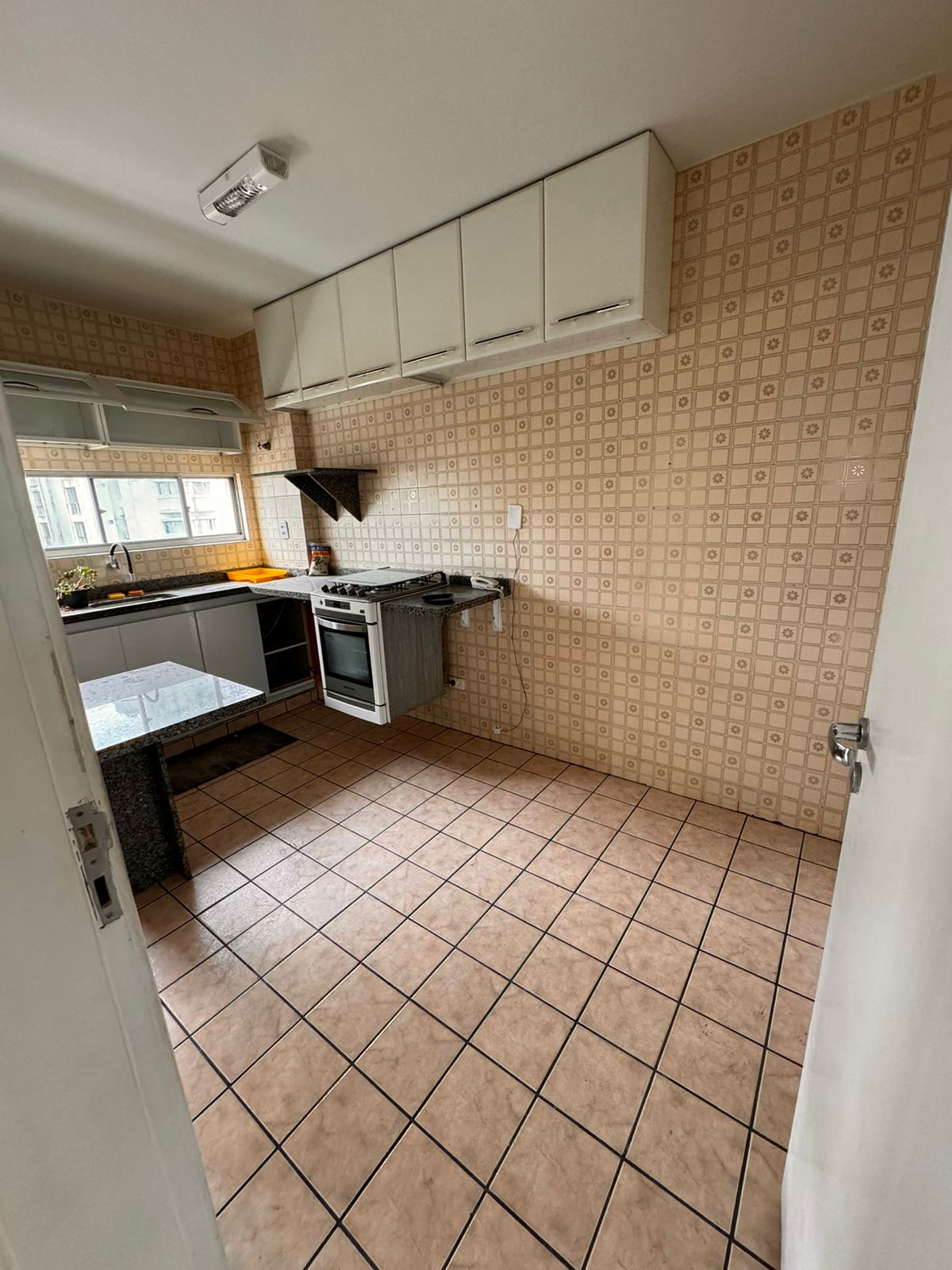 Imagem Apartamento com 3 Quartos à Venda, 95 m²em Espinheiro - Recife Imagem Apartamento com 3 Quartos à Venda, 95 m²em Espinheiro - Recife