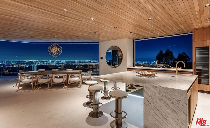 Imagem Casa de Condomínio com 4 Quartos à Venda, 650 m²em Santa Luzia - Contagem Imagem Casa de Condomínio com 4 Quartos à Venda, 650 m²em Santa Luzia - Contagem