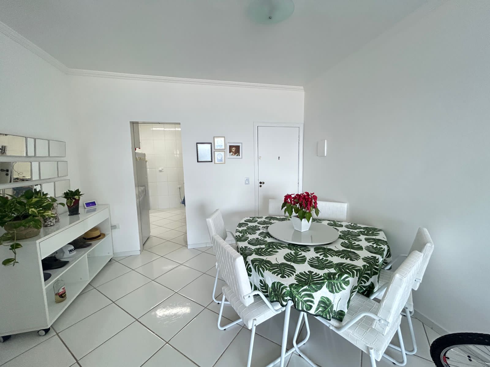 Imagem Apartamento com 2 Quartos à Venda, 98 m²em Aviação - Praia Grande