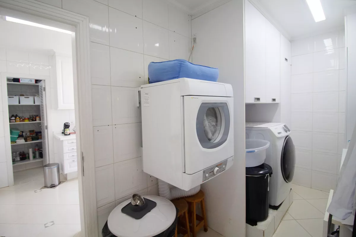 Imagem Casa com 4 Quartos à Venda ou Locação, 460 m² em Alto de Pinheiros - São Paulo