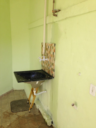 Imagem Casa com 2 Quartos para Alugar, 50 m² em Maria Paula - Niterói