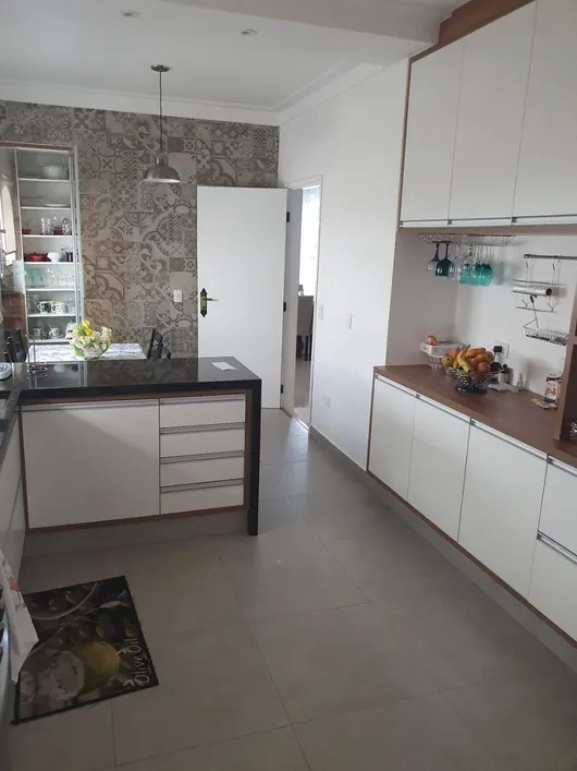 Imagem Casa com 3 Quartos à Venda, 300 m²em Alphaville - Santana de Parnaíba Imagem Casa com 3 Quartos à Venda, 300 m²em Alphaville - Santana de Parnaíba