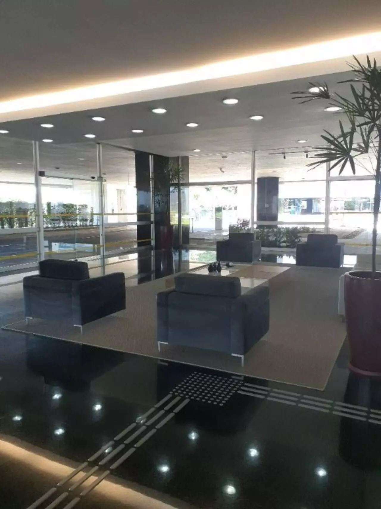 Imagem Sala Comercial à Venda ou Locação, 2.844 m² em Jardim São Luís - São Paulo
