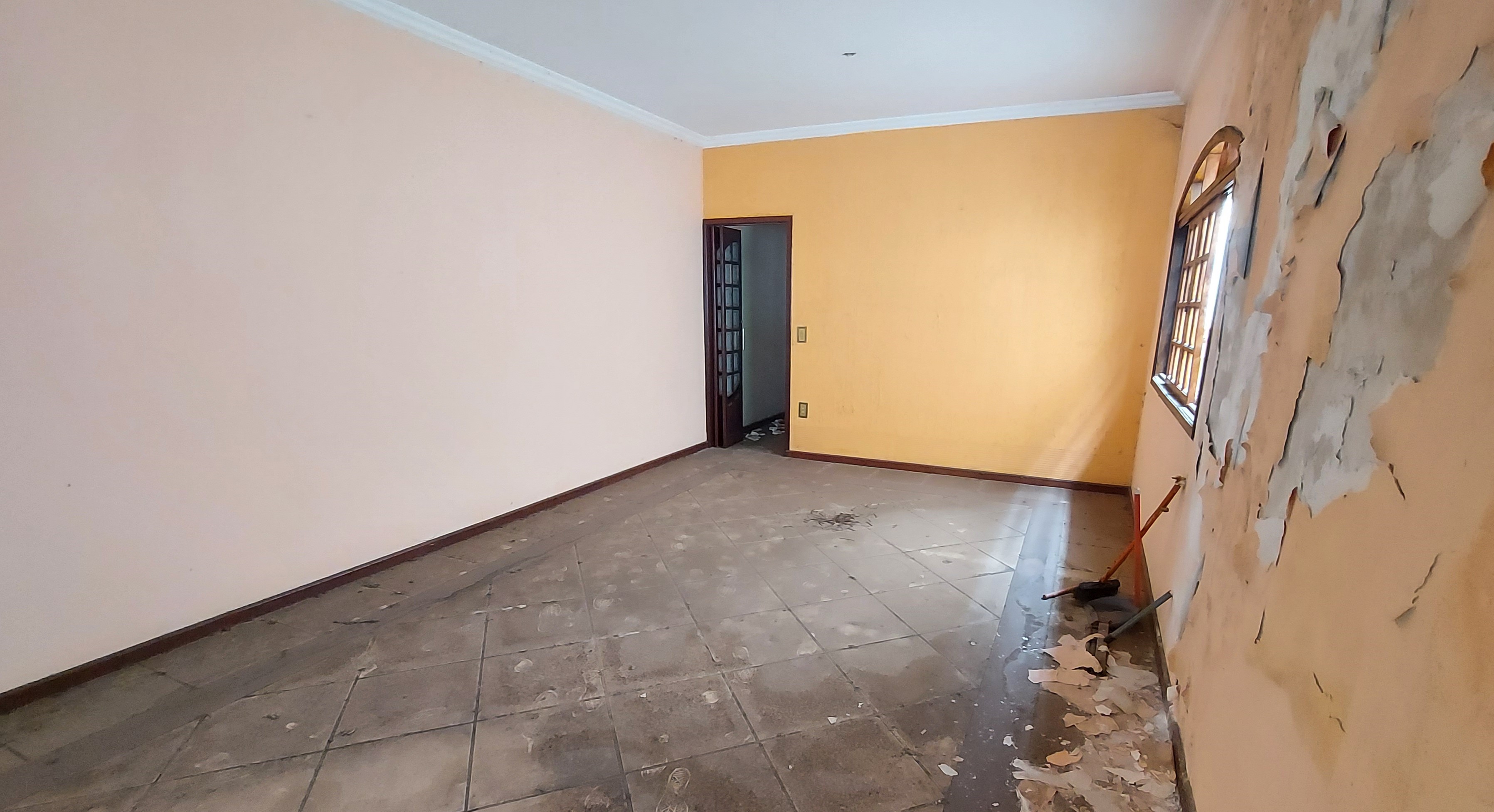 Imagem Casa com 3 Quartos à Venda, 294 m²em Vila Eldízia - Santo André