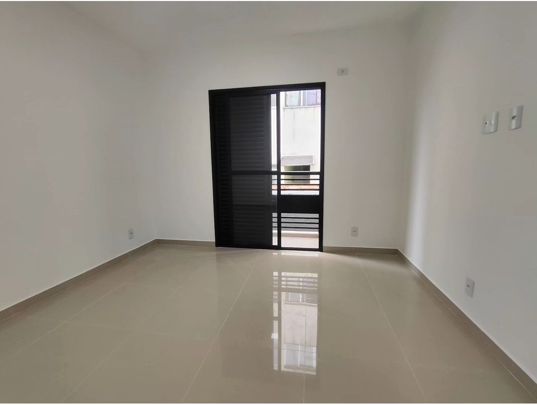 Imagem Sobrado com 3 Quartos à Venda, 111 m²em Tupi - Praia Grande Imagem Sobrado com 3 Quartos à Venda, 111 m²em Tupi - Praia Grande
