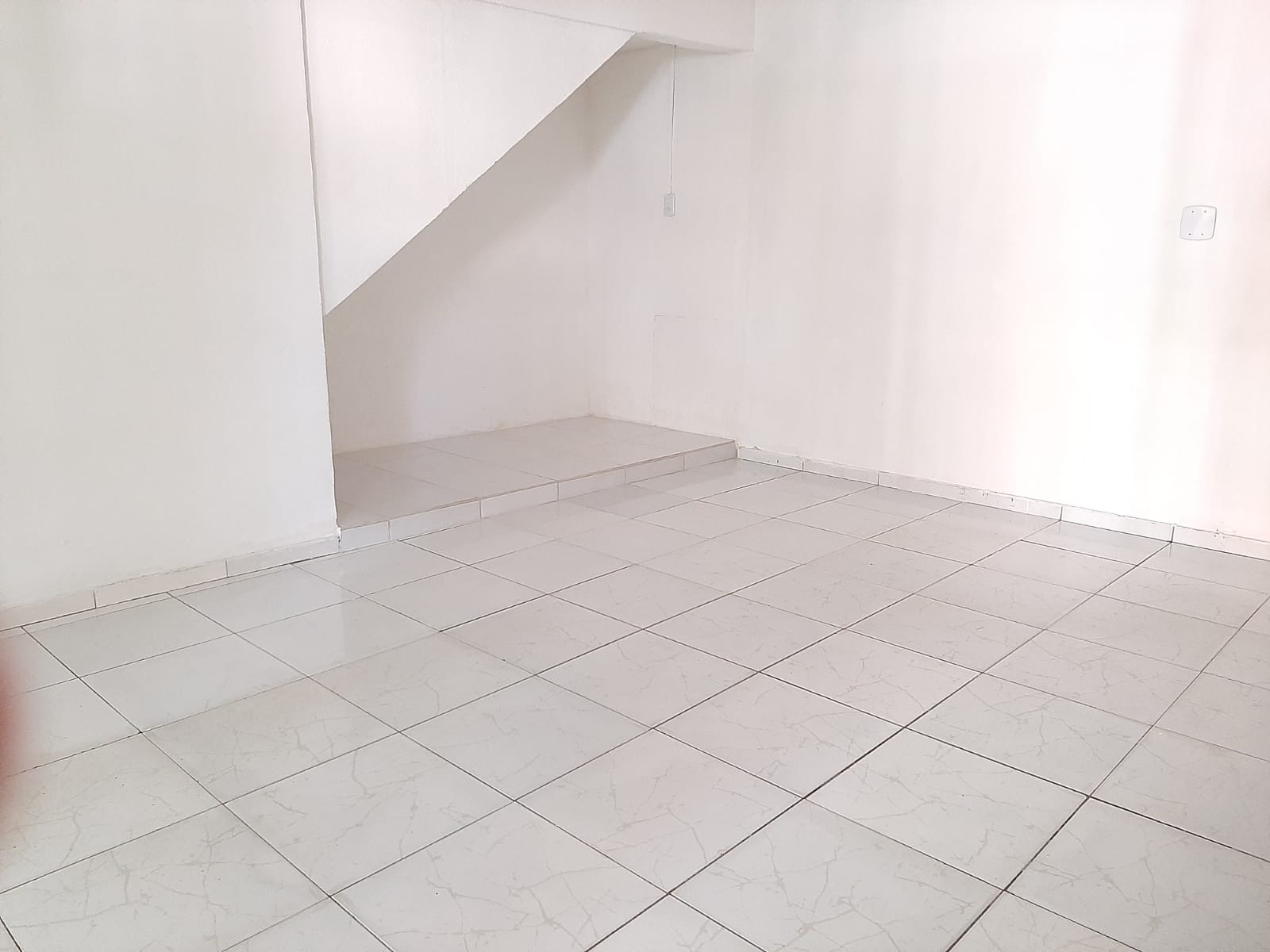 Imagem Casa com 2 Quartos para Alugar, 100 m²em Batista Campos - Belém Imagem Casa com 2 Quartos para Alugar, 100 m²em Batista Campos - Belém