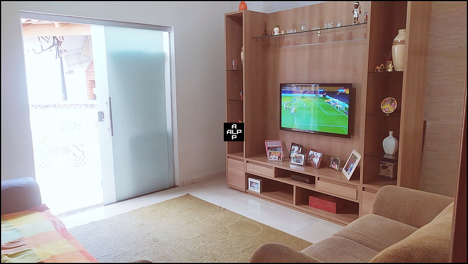 Imagem Sobrado com 4 Quartos à Venda, 250 m²em Taguatinga Sul (Taguatinga) - Brasília