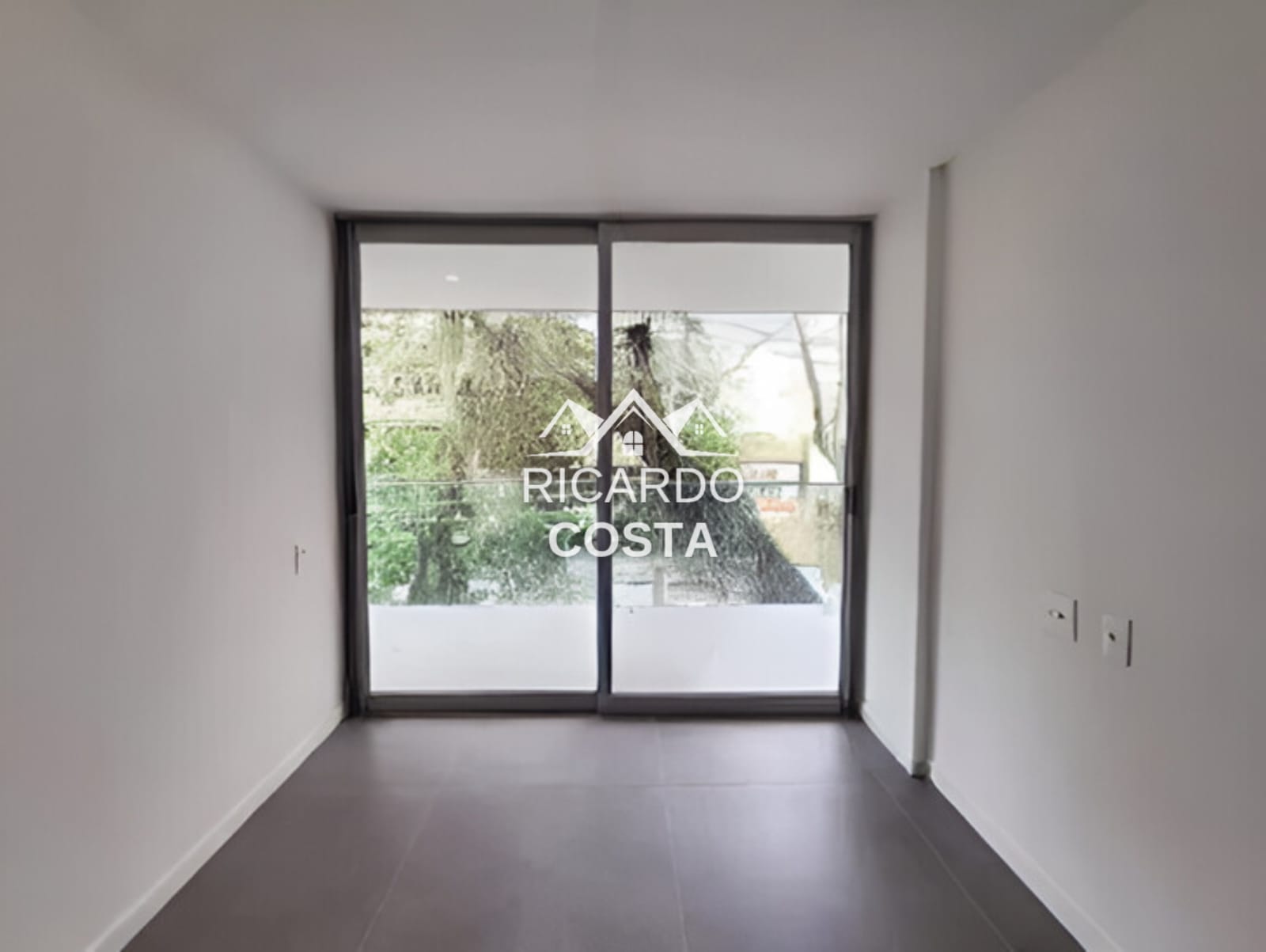 Imagem Cobertura com 2 Quartos à Venda ou Locação, 190 m² em Humaitá - Rio de Janeiro Imagem Cobertura com 2 Quartos à Venda ou Locação, 190 m² em Humaitá - Rio de Janeiro
