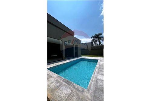 Imagem Casa de Condomínio com 2 Quartos à Venda, 315 m²em Condomínio Residencial Monte Carlo - São José dos Campos Imagem Casa de Condomínio com 2 Quartos à Venda, 315 m²em Condomínio Residencial Monte Carlo - São José dos Campos
