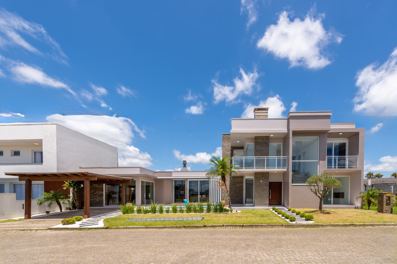 Imagem Casa de Condomínio com 4 Quartos à Venda, 214 m²em centro - Tramandaí Imagem Casa de Condomínio com 4 Quartos à Venda, 214 m²em centro - Tramandaí
