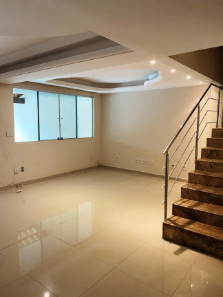 Imagem Sobrado com 3 Quartos à Venda ou Locação, 170 m² em Vila São João - Goiânia