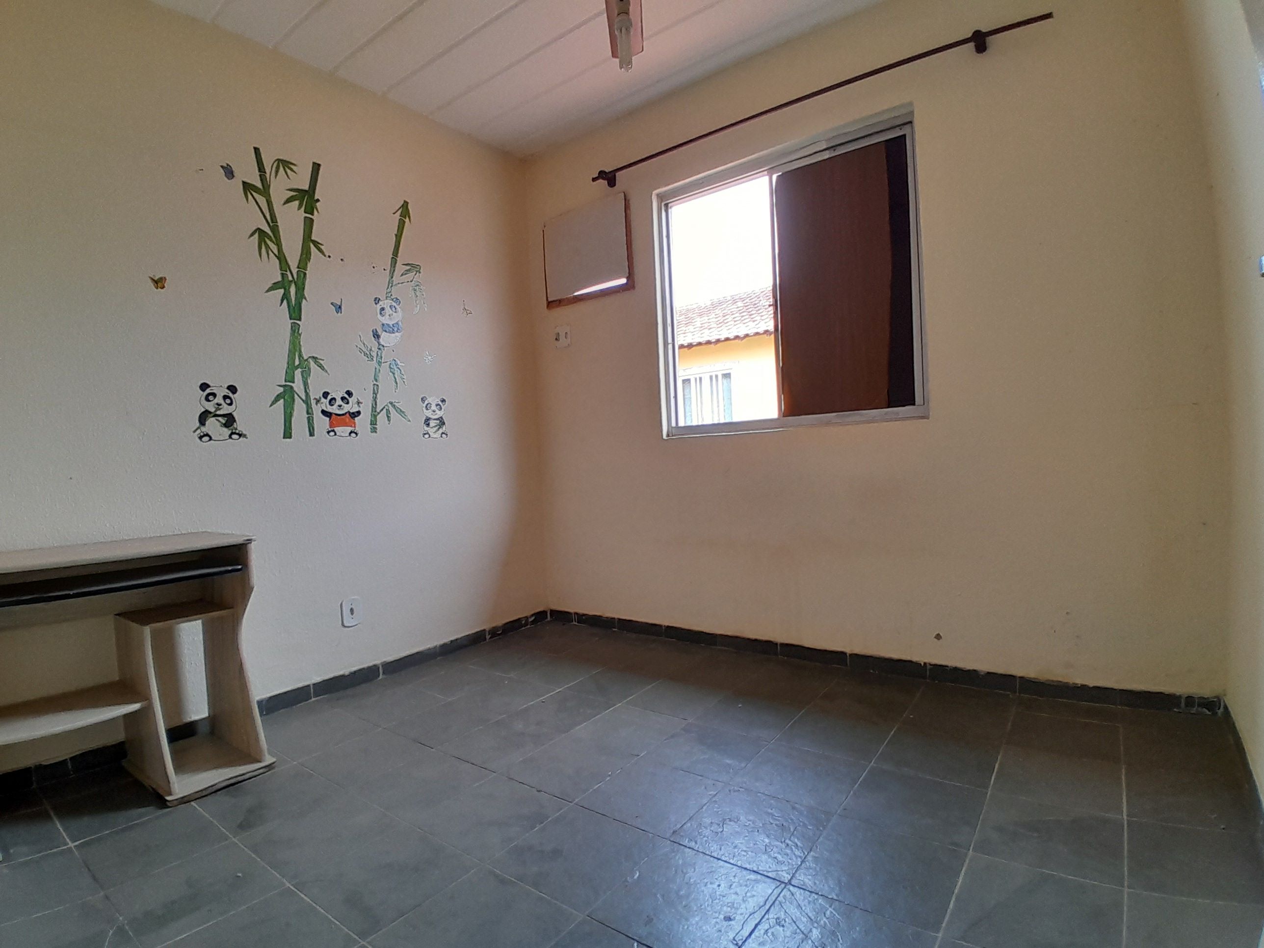 Imagem Casa com 2 Quartos à Venda, 80 m² em Bangu - Rio de Janeiro