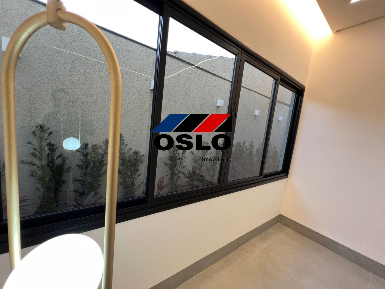 Imagem Casa com 4 Quartos à Venda, 192 m²em Moinho dos Ventos - Goiânia Imagem Casa com 4 Quartos à Venda, 192 m²em Moinho dos Ventos - Goiânia