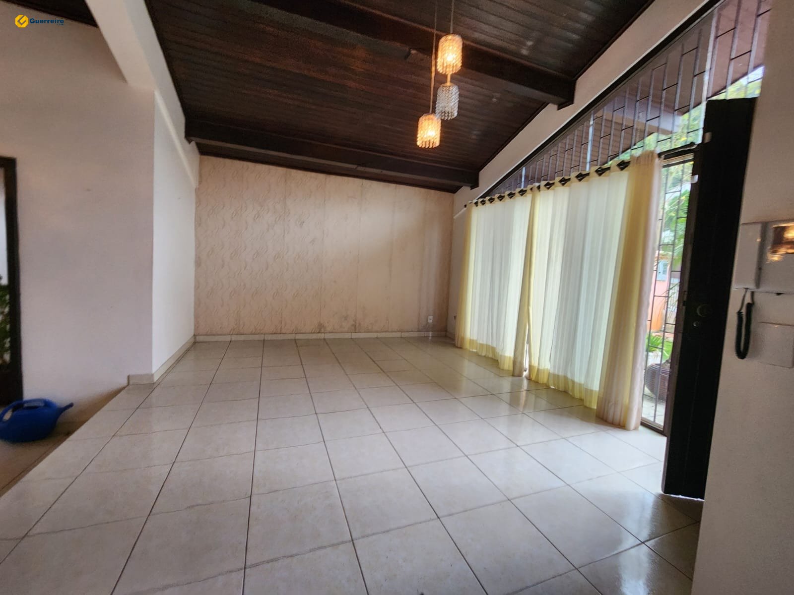 Imagem Casa com 3 Quartos à Venda, 190 m² em Trindade - Florianópolis Imagem Casa com 3 Quartos à Venda, 190 m² em Trindade - Florianópolis