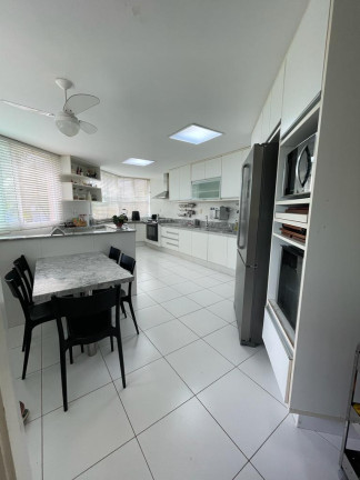 Imagem Casa de Condomínio com 7 Quartos à Venda, 526 m² em Alphaville I - Salvador
