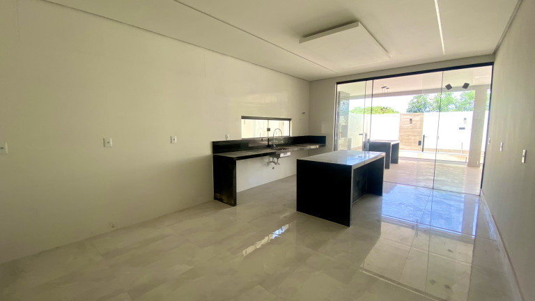Imagem Casa de Condomínio com 4 Quartos à Venda,  em Setor Habitacional Vicente Pires - Brasília