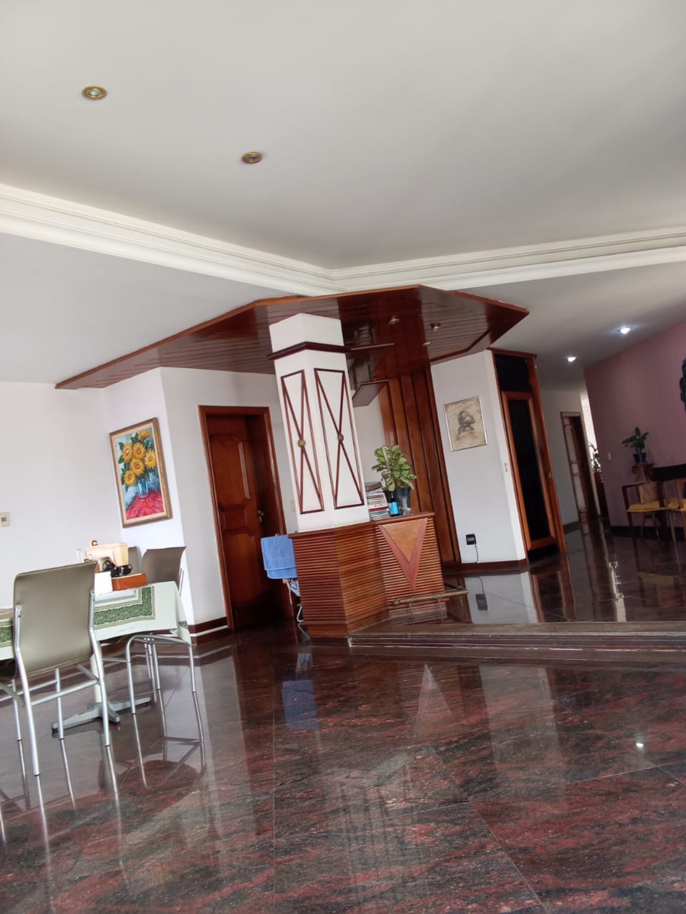 Apartamento com 4 Quartos à Venda, 253 m² em Umarizal - Belém